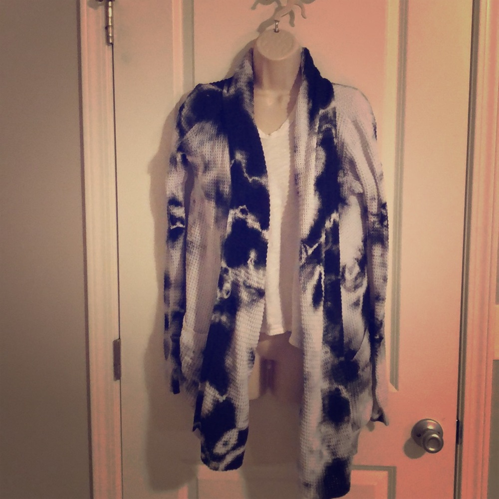 John and Jenn Evereve 2019 collection xs
